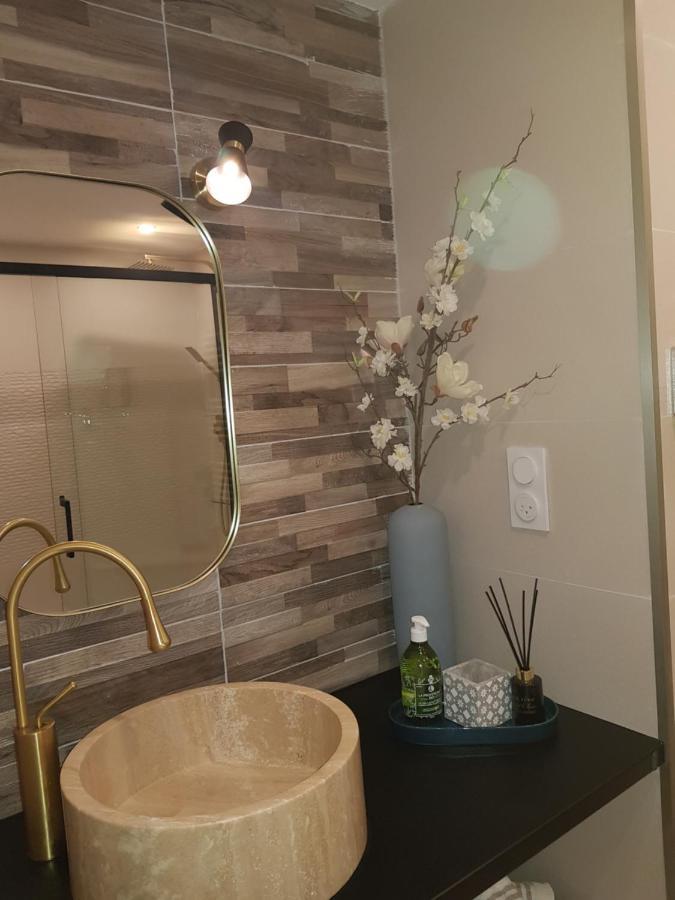 Le J&J Appartement Spacieux Climatise En Centre Ville Σετ Εξωτερικό φωτογραφία