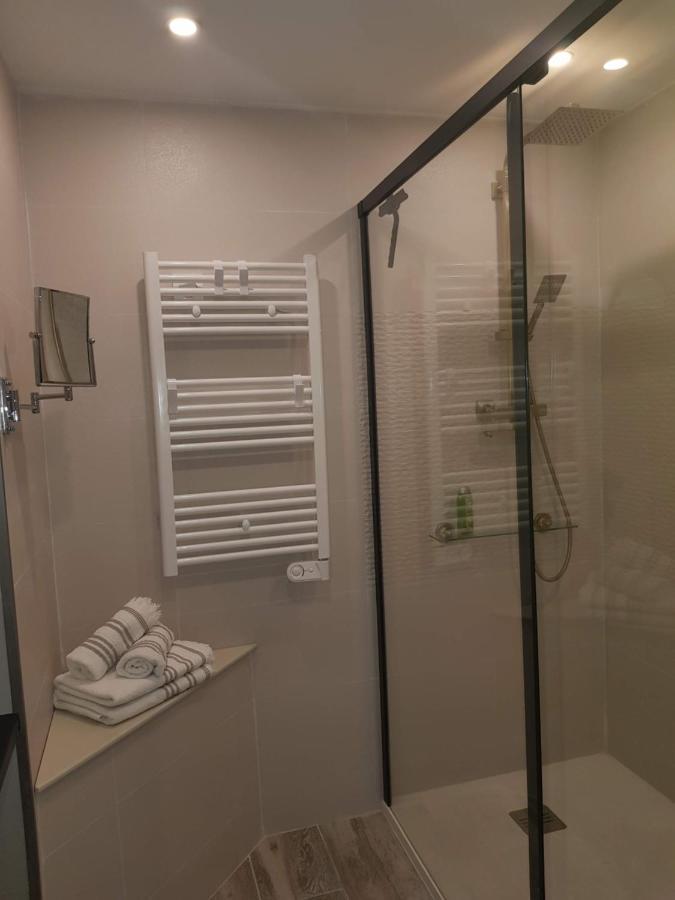 Le J&J Appartement Spacieux Climatise En Centre Ville Σετ Εξωτερικό φωτογραφία