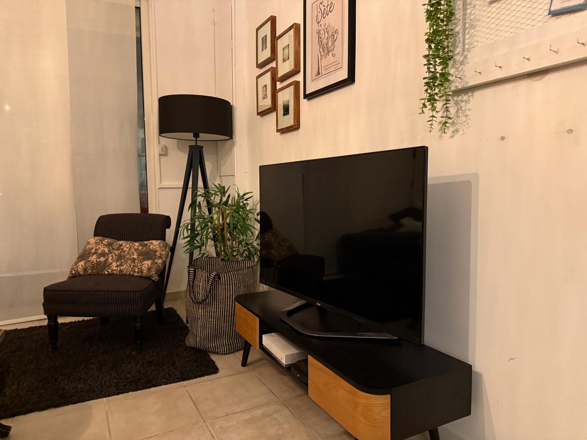 Le J&J Appartement Spacieux Climatise En Centre Ville Σετ Εξωτερικό φωτογραφία